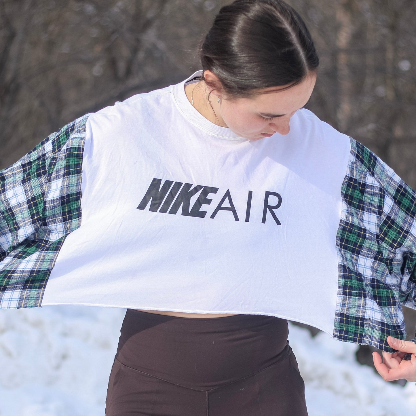 Cropped Nike Air Flannel T-Shirt