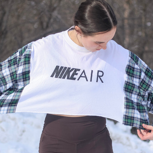 Cropped Nike Air Flannel T-Shirt